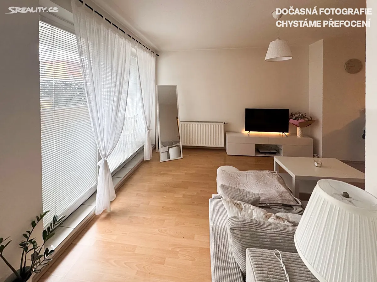 Pronájem bytu 2+kk 44 m², Svatoplukova