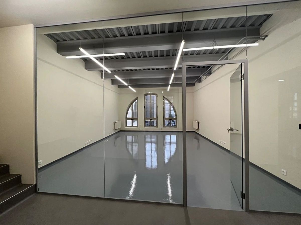 Pronájem kanceláře 20 m², Teplice – fotka 1 z 3