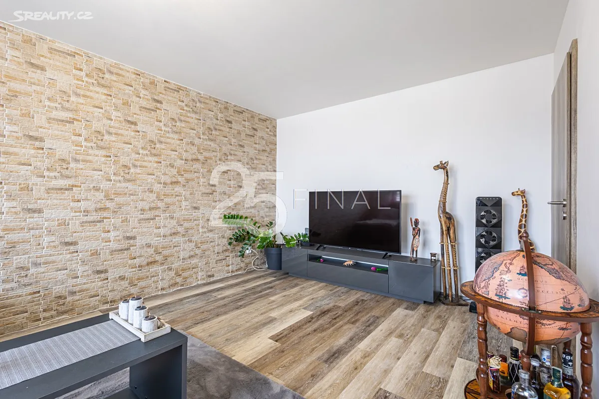 Prodej bytu 4+1 70 m² - Fler