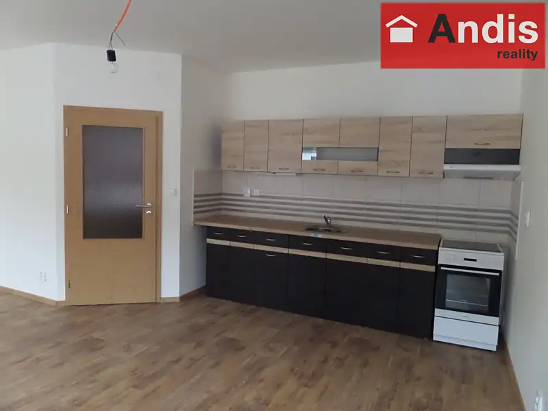 Pronájem bytu 3+kk 78 m², Benešov nad Ploučnicí – náhled fotky 2