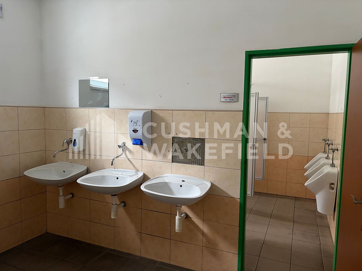 Prodej výrobní haly, prostoru 7134 m² – fotografie 3