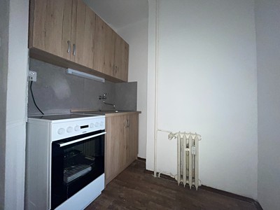 Pronájem bytu 1+kk 27 m² (Jednopodlažní)