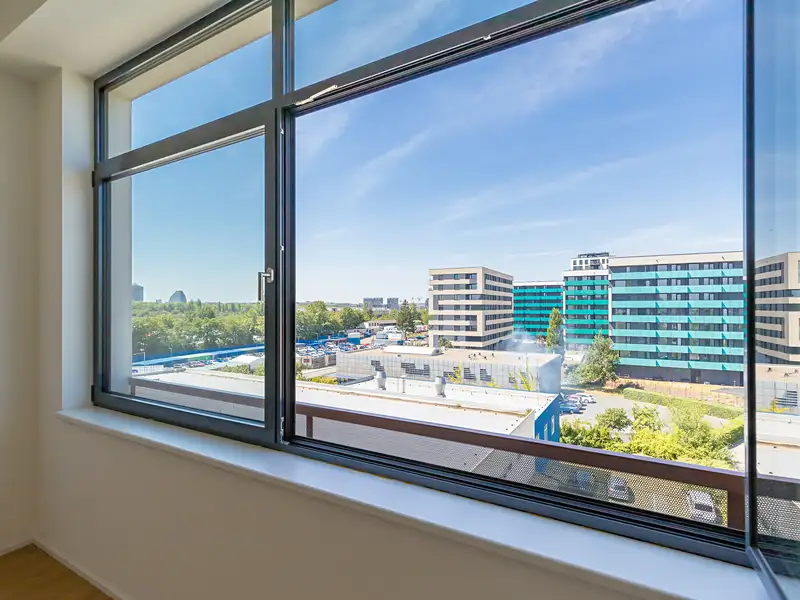 Prodej bytu 1+kk 39 m², Praha – náhled fotky 1