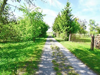 Prodej stavebního pozemku 2033 m²