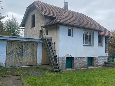 Prodej rodinného domu 150 m², pozemek 4595 m²