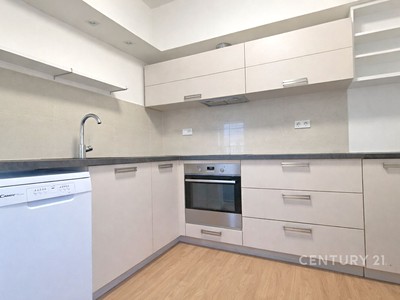 Pronájem bytu 2+kk 65 m²