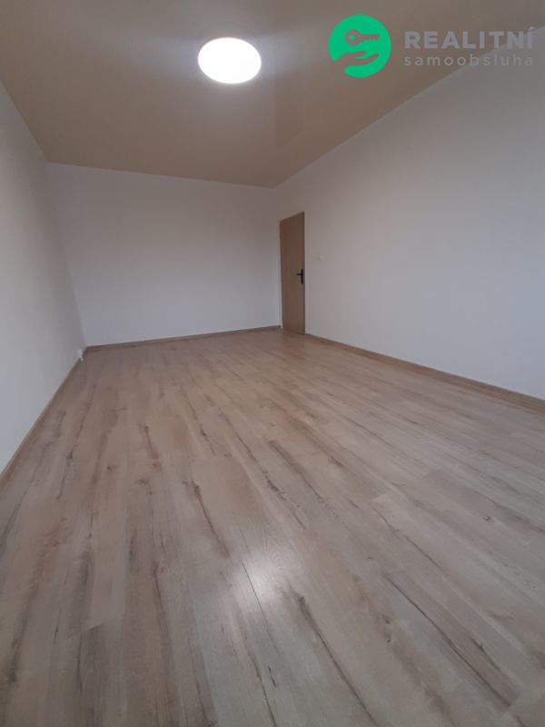 Prodej bytu 1+1 40 m² – fotografie 3