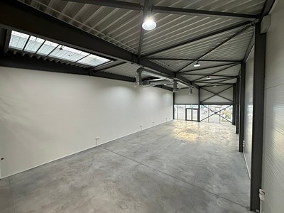 Pronájem obchodního prostoru 395 m² — photo 4