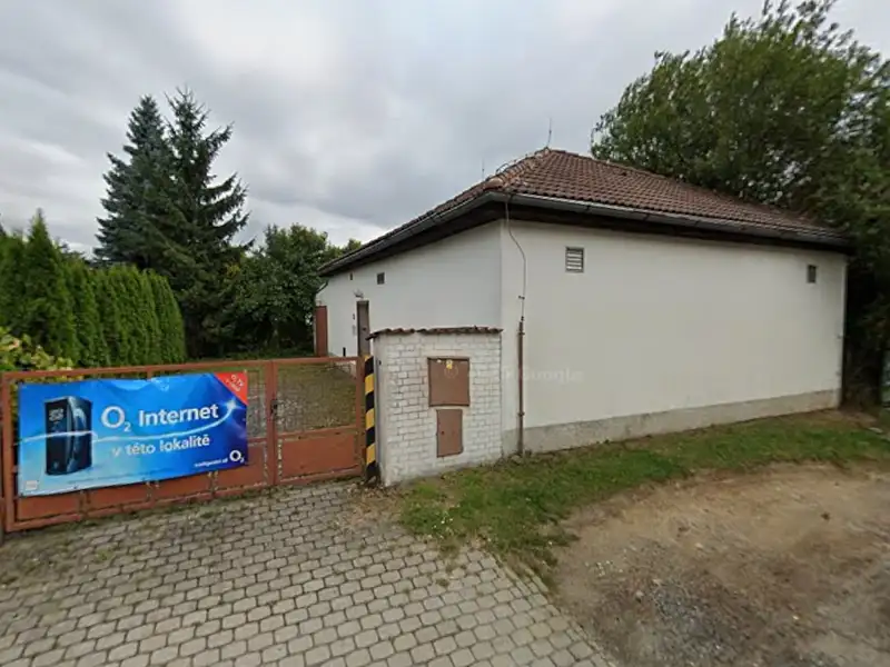 Prodej obchodního prostoru 109 m², Mukařov – náhled fotky 1