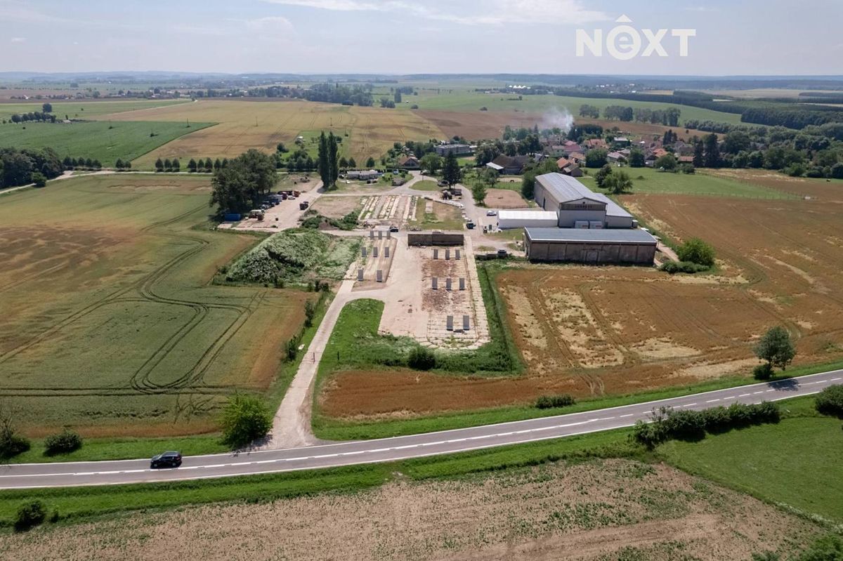 Prodej komerčního pozemku 37785 m² – fotografie 2