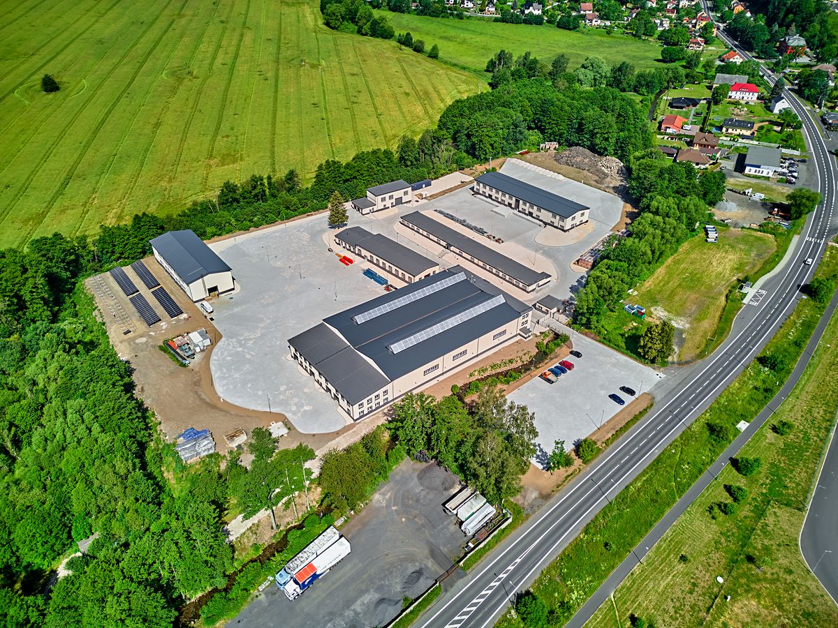 Pronájem skladového prostoru 370 m² – fotografie 3