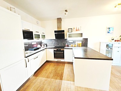 Pronájem bytu 2+kk 65 m² (Jednopodlažní)