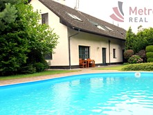 Prodej komerční nemovitosti 360 m²