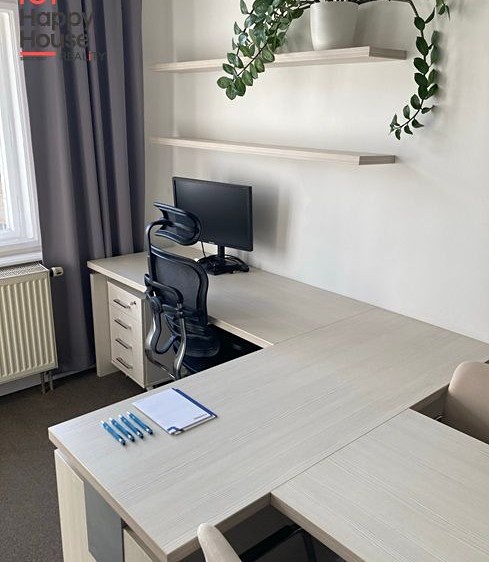 Pronájem komerčního prostoru, 68 m² (2 z 8)