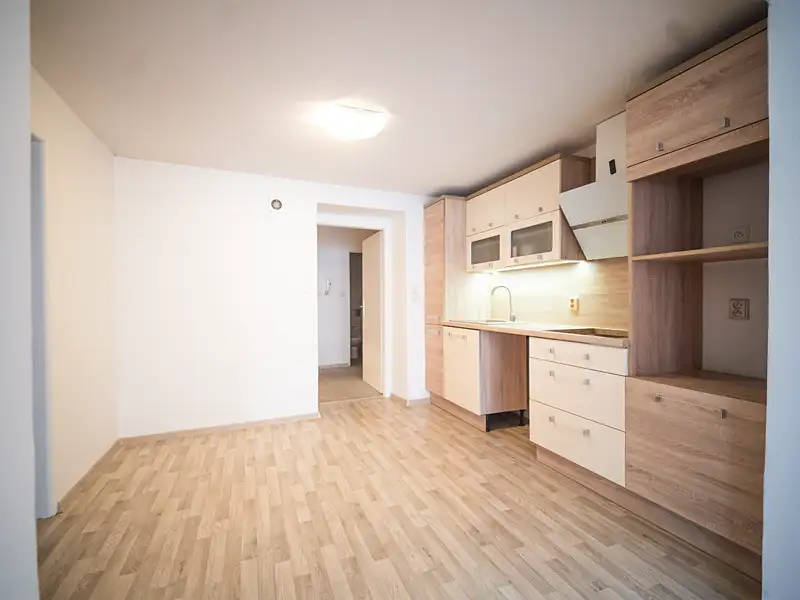 Prodej bytu 3+kk 76 m², Broumov – náhled fotky 3