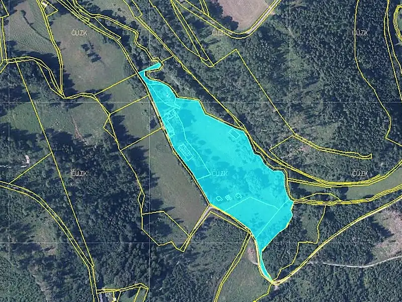Prodej stavebního pozemku 41279 m², Dvorce – náhled fotky 1