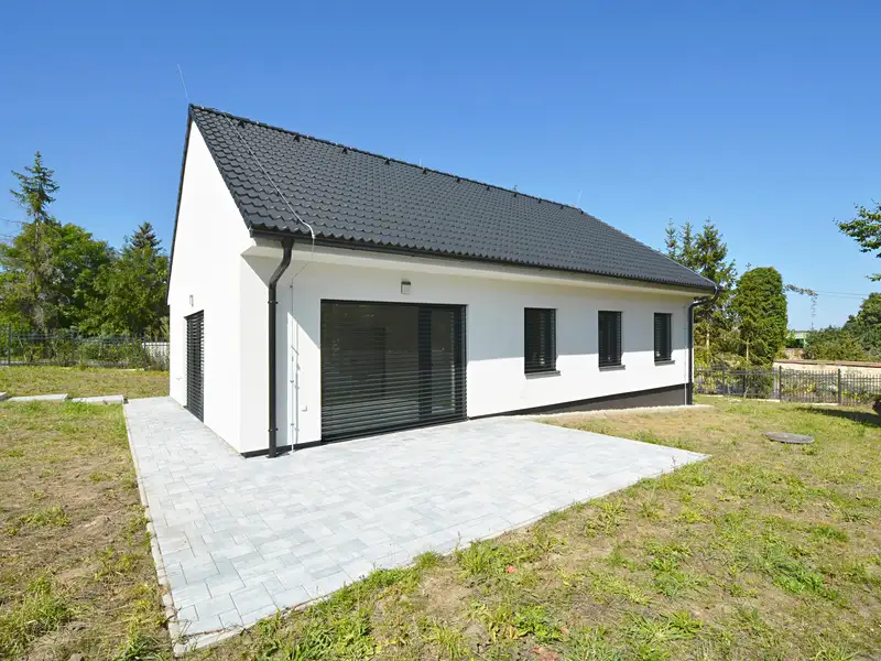Prodej rodinného domu 92 m², pozemek 841 m², Malíkovice – náhled fotky 1