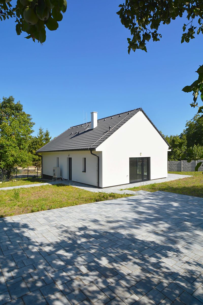 Prodej rodinného domu 92 m², pozemek 841 m² – fotografie 4