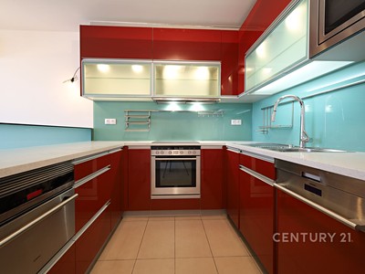 Pronájem bytu 3+kk 76 m²