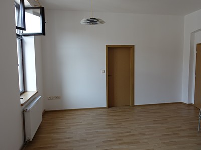 Pronájem bytu 2+kk 50 m² (Jednopodlažní) — photo 3