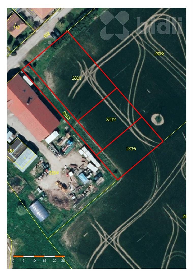 Prodej stavebního pozemku 2072 m² – fotografie 2