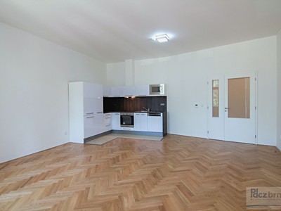Pronájem bytu 2+kk 83 m² (Jednopodlažní)