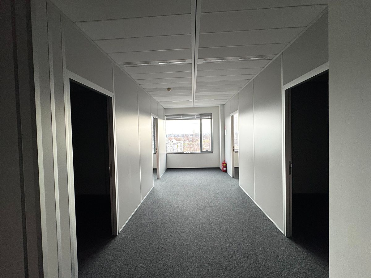 Pronájem kanceláře 30 m² – fotografie 2