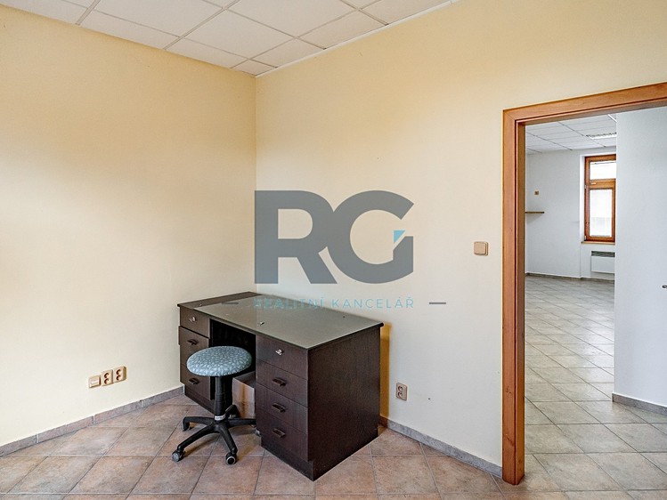 Комерційне приміщення на продаж, 568 м² (16 з 43)