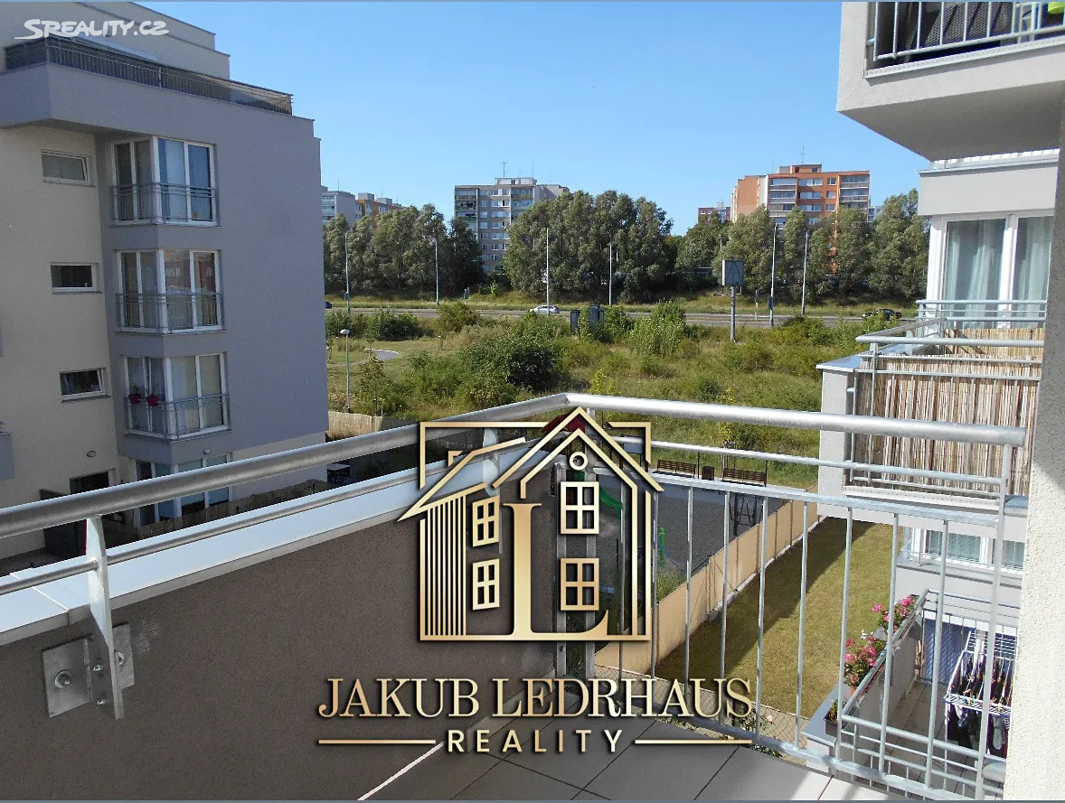 Pronájem bytu 1+kk 33 m², Praha