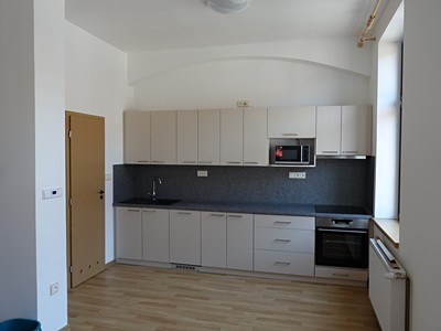 Pronájem bytu 2+kk 50 m² (Jednopodlažní) — photo 2