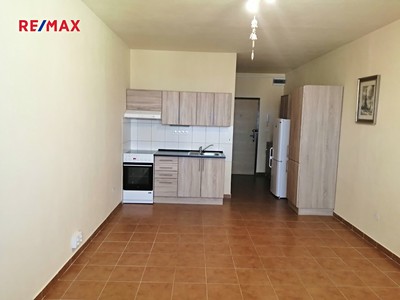 Pronájem bytu 1+kk 28 m²