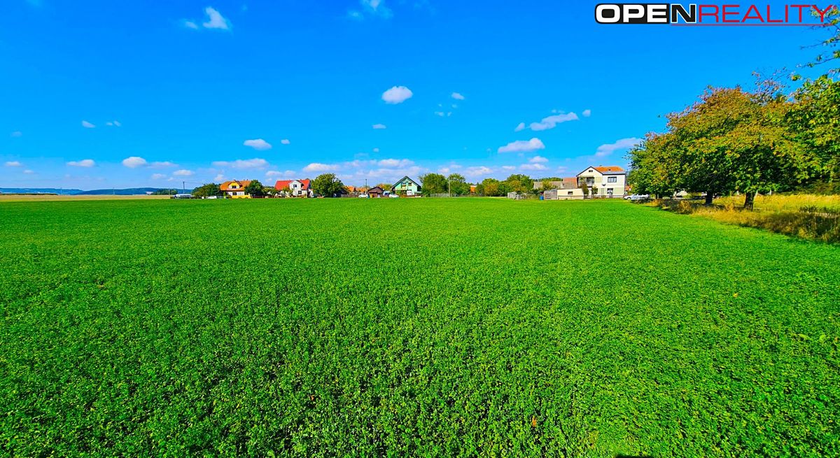 Prodej stavebního pozemku 8634 m² – fotografie 2