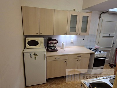 Pronájem bytu 1+kk 36 m² — photo 3