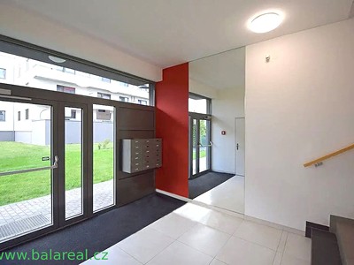 Pronájem bytu 2+kk 60 m² — photo 4