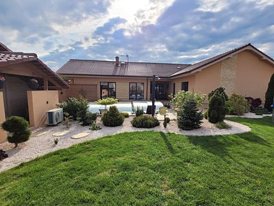Prodej rodinného domu 250 m², pozemek 1717 m²