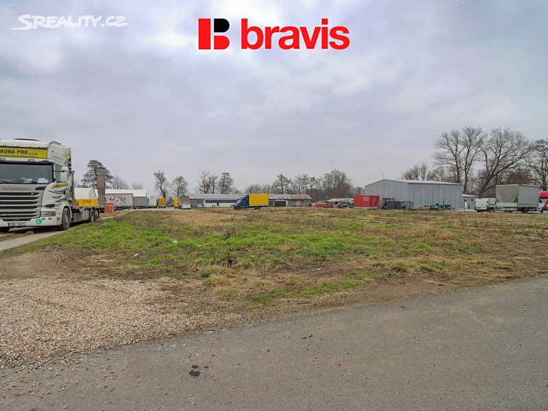 Pronájem  komerčního pozemku 7 941 m² – pohled 4