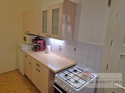Pronájem bytu 1+kk 36 m² — photo 2