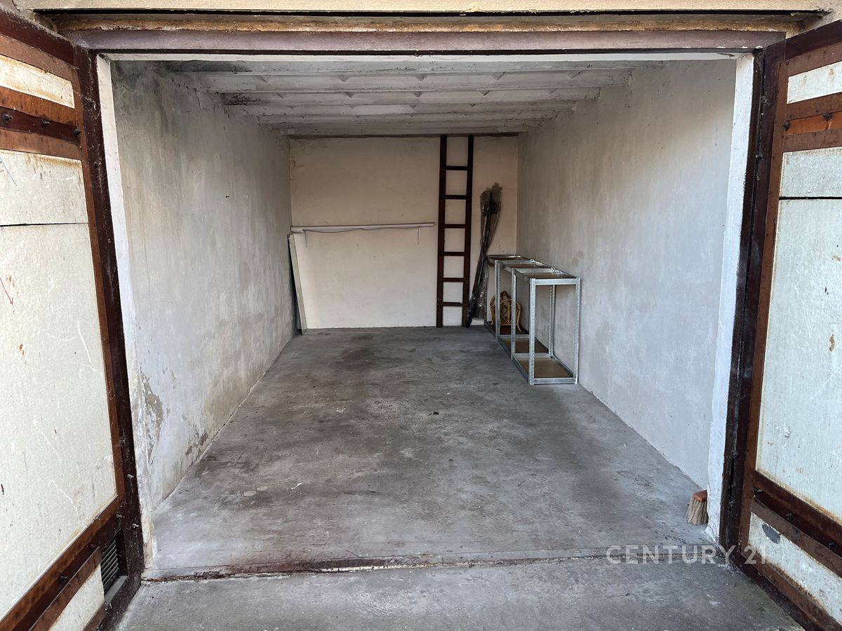 Pronájem garáže 18 m² – fotografie 2