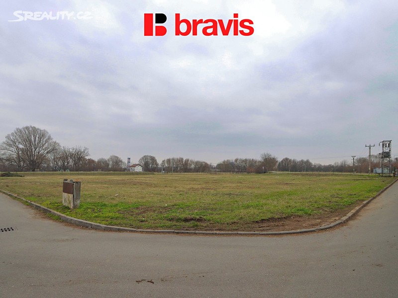 Pronájem  komerčního pozemku 7 941 m² – pohled 3