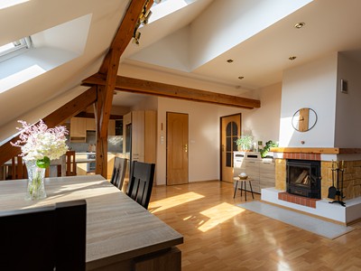 Prodej bytu 6 pokojů a více 151 m² (Podkrovní)