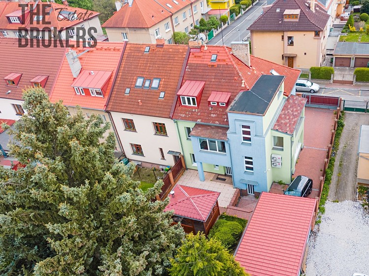 Jenečská 2