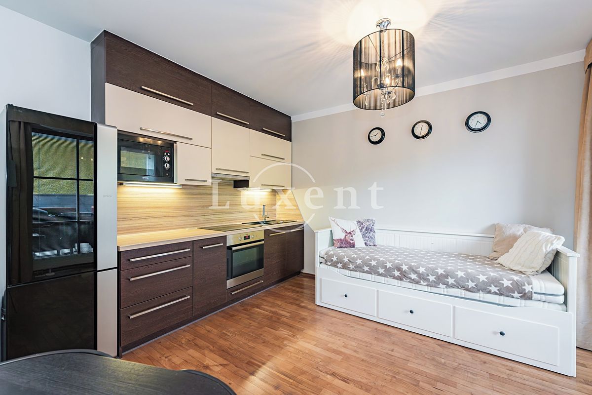 Pronájem bytu 2+kk 50 m² – fotografie 3