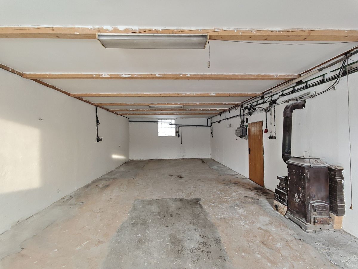 Pronájem výrobní haly, prostoru 118 m² – fotografie 2