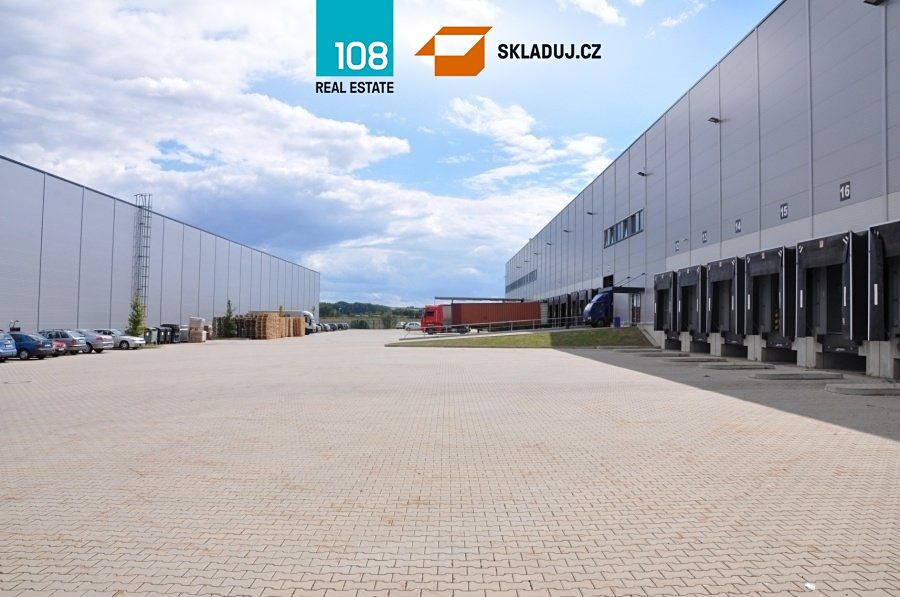 Pronájem skladového prostoru 15000 m² – fotografie 3