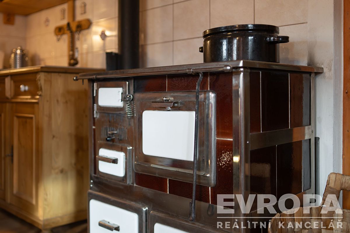 Prodej chalupy 200 m², pozemek 844 m² – fotografie 4