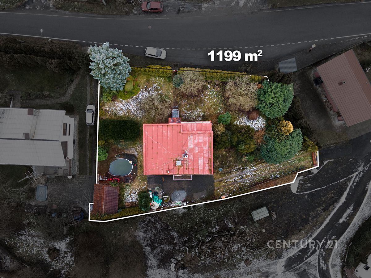 Prodej rodinného domu 232 m², pozemek 1199 m² – fotografie 3