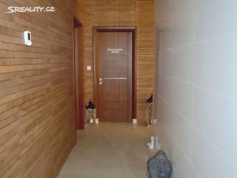 Pronájem obchodního prostoru 16 m² – pohled 5
