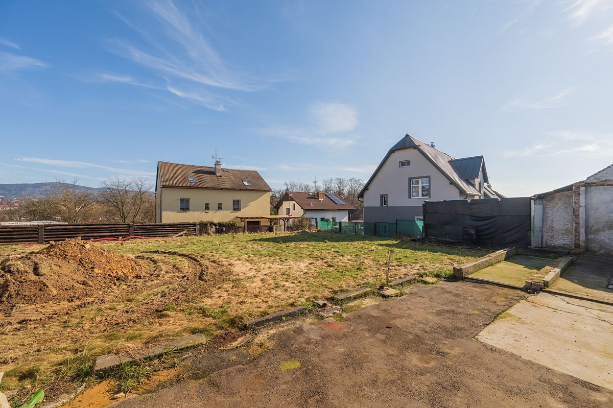 Prodej stavebního pozemku 418 m² – fotografie 5