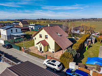 Haus zum Kauf, 165 m² (2 von 37)