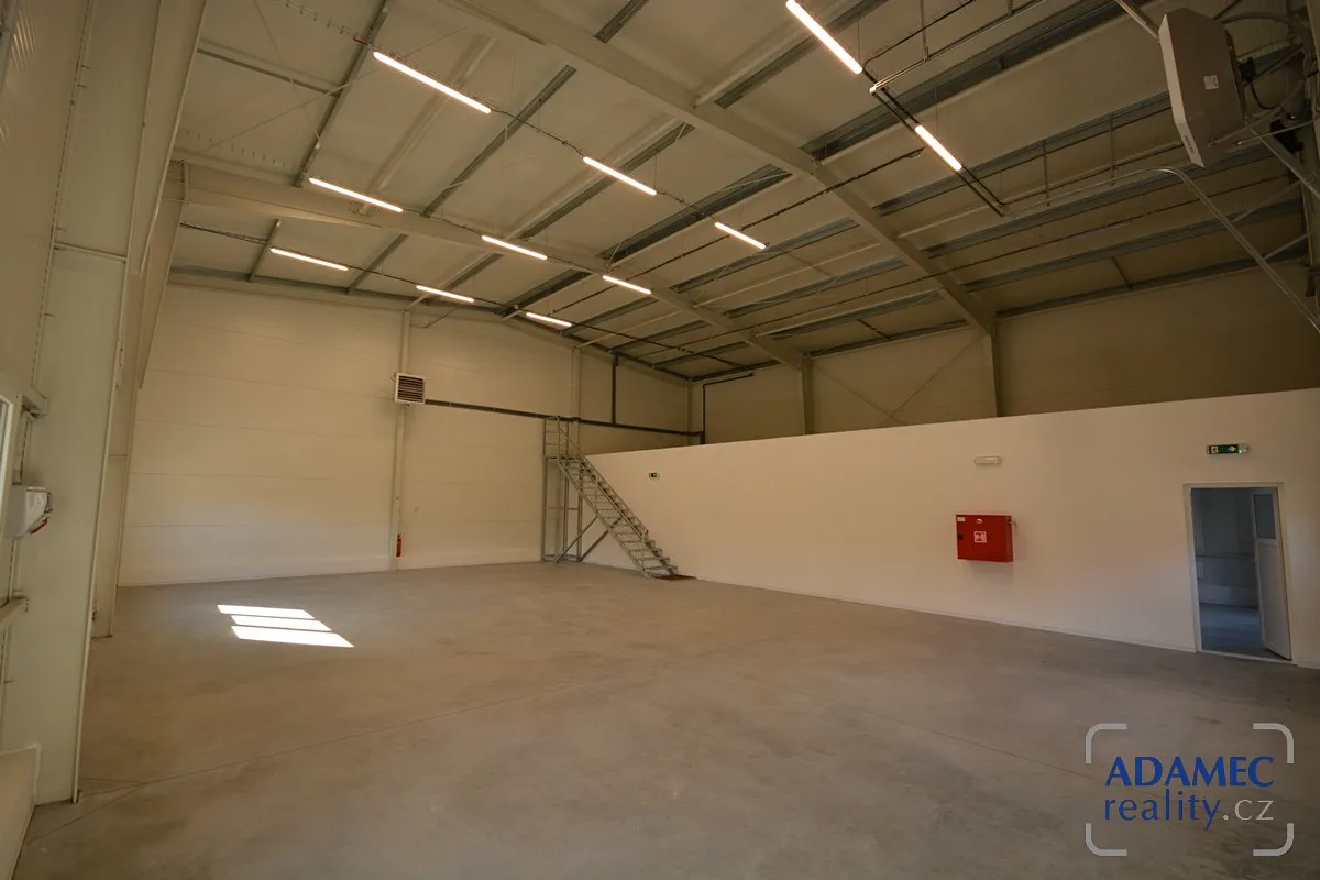 Prodej skladového prostoru 315 m²